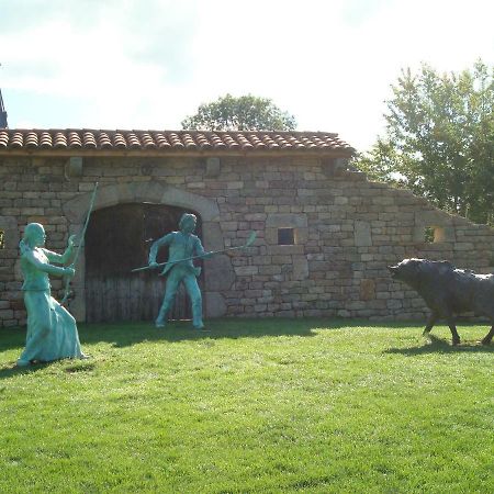 Gite A La Ferme Le Malzieu-Ville Exterior foto